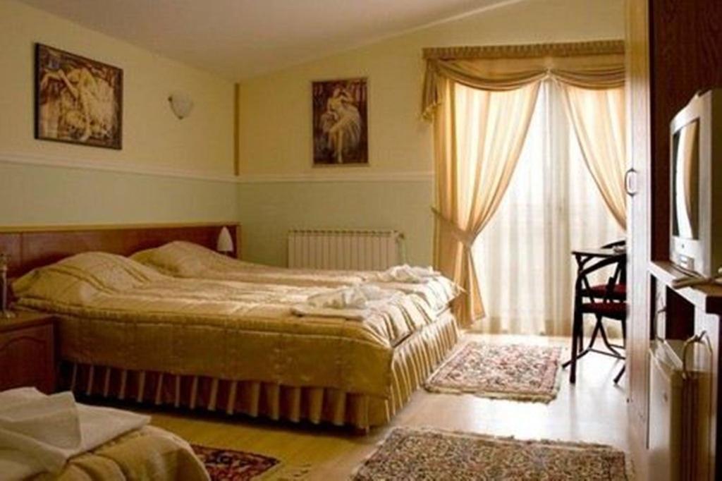 Hotel Uni Palas II Kavadarci Room photo